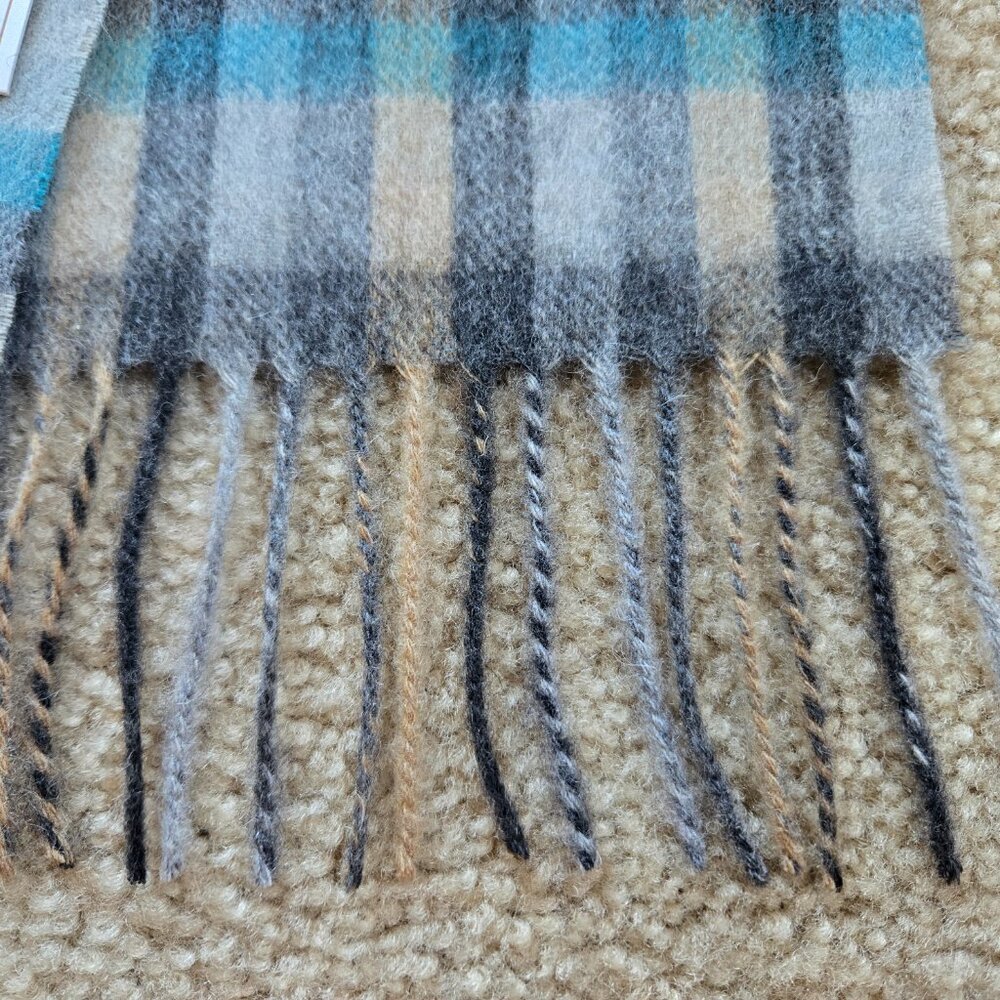 NWT Islander Lambswool Scarf Blue, Black & Tan Plaid - Picture 4 of 6